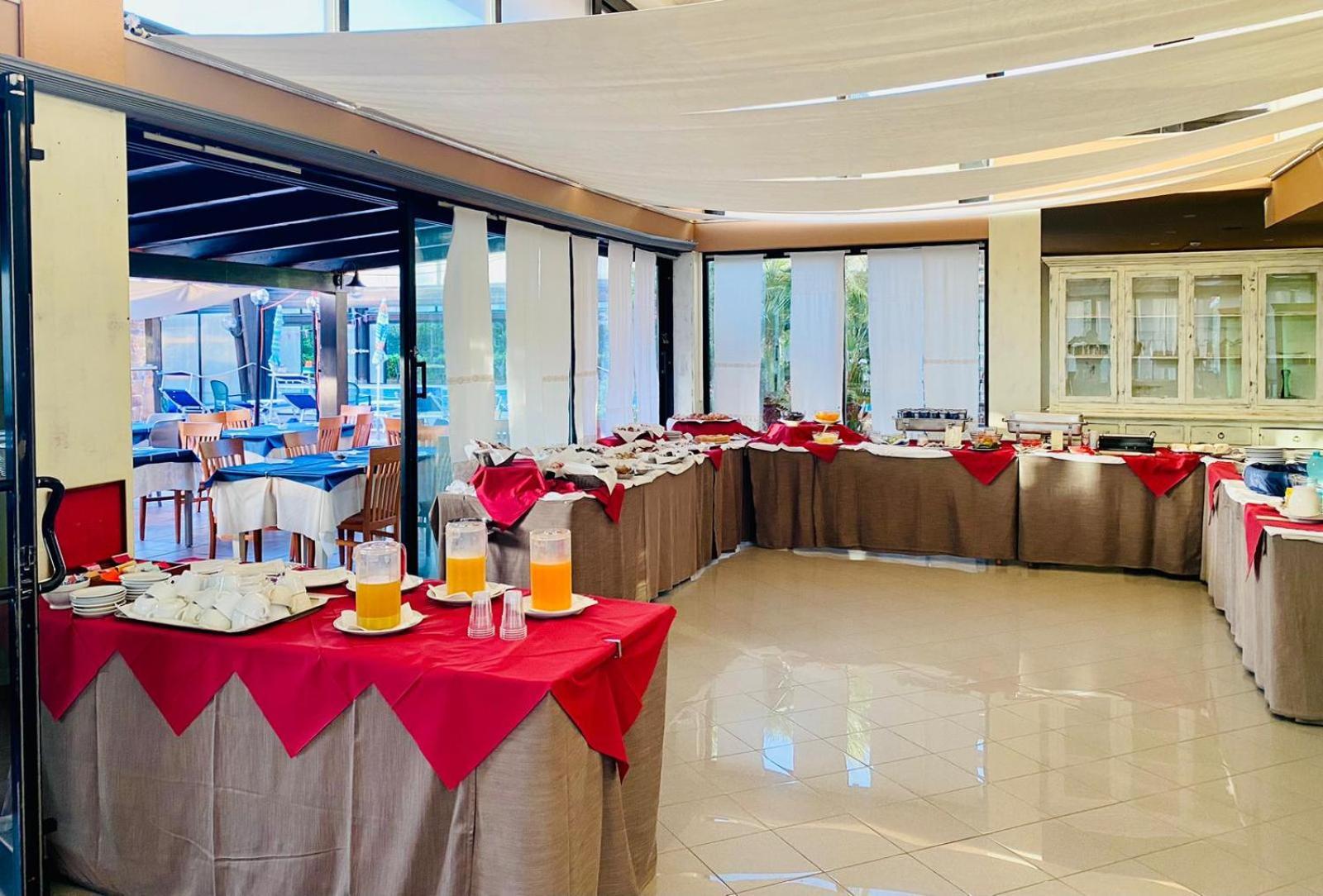 Hotel Sporting Club 4*